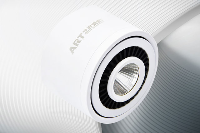 如何辨別真假消防應(yīng)急燈？